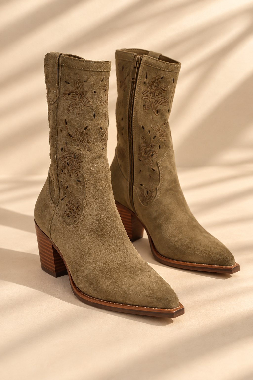 Fleur Embroidered Boots