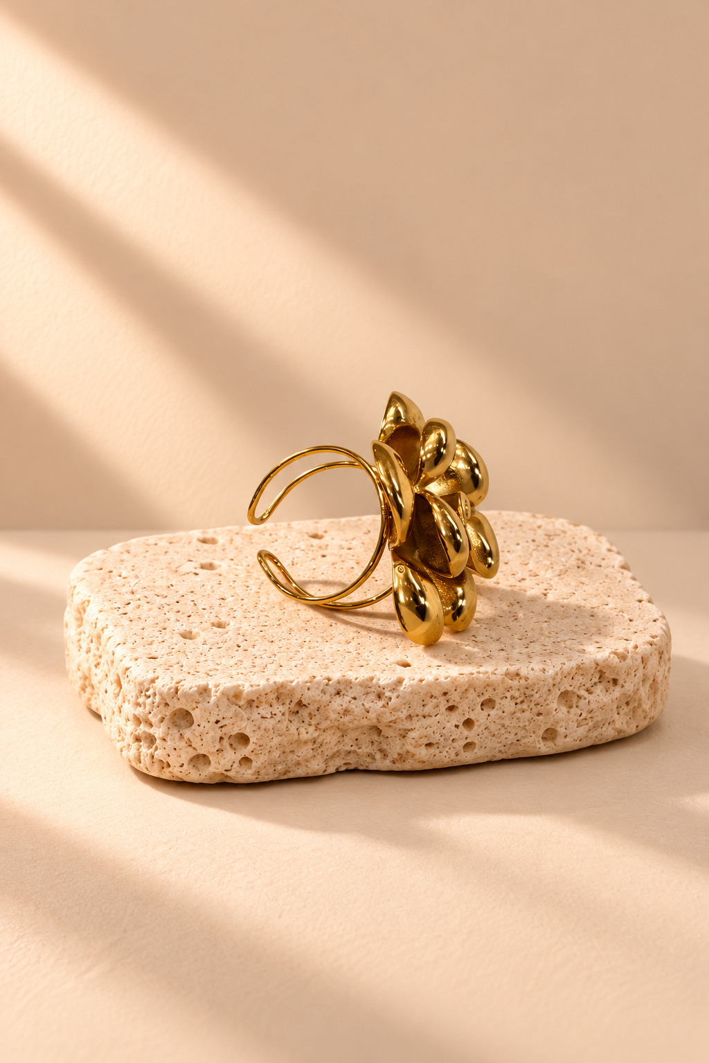 Fleur Sculptural Flower Ring