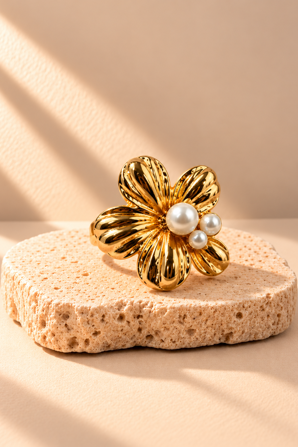 Margot Pearl Flower Ring