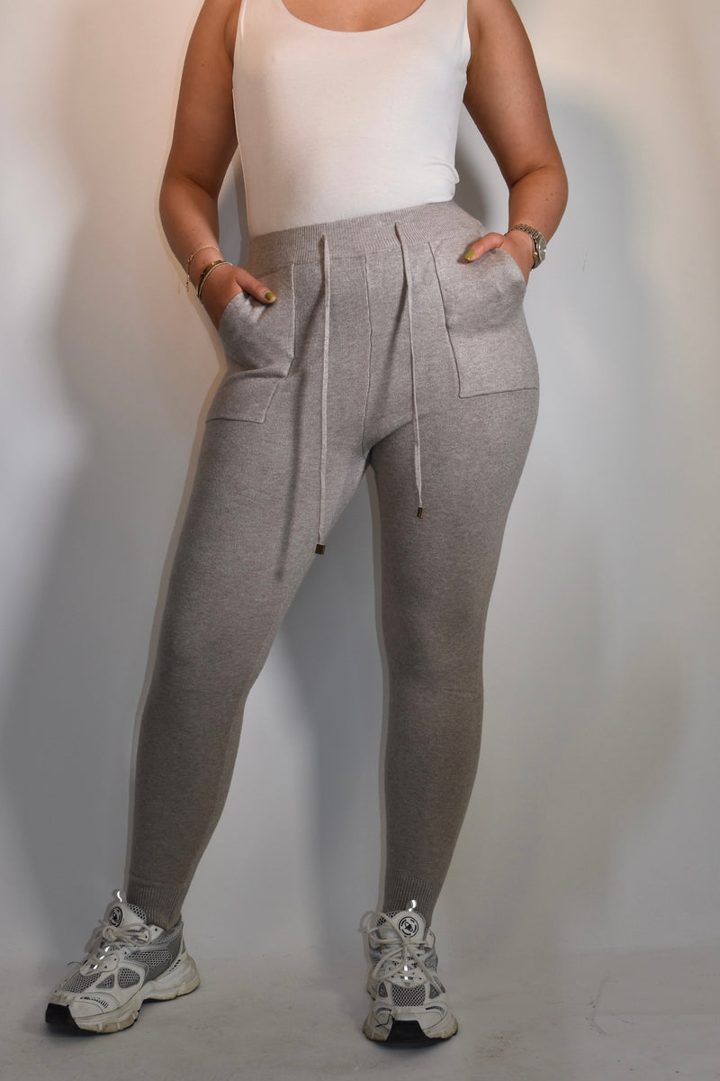 ERICA JOGGERS