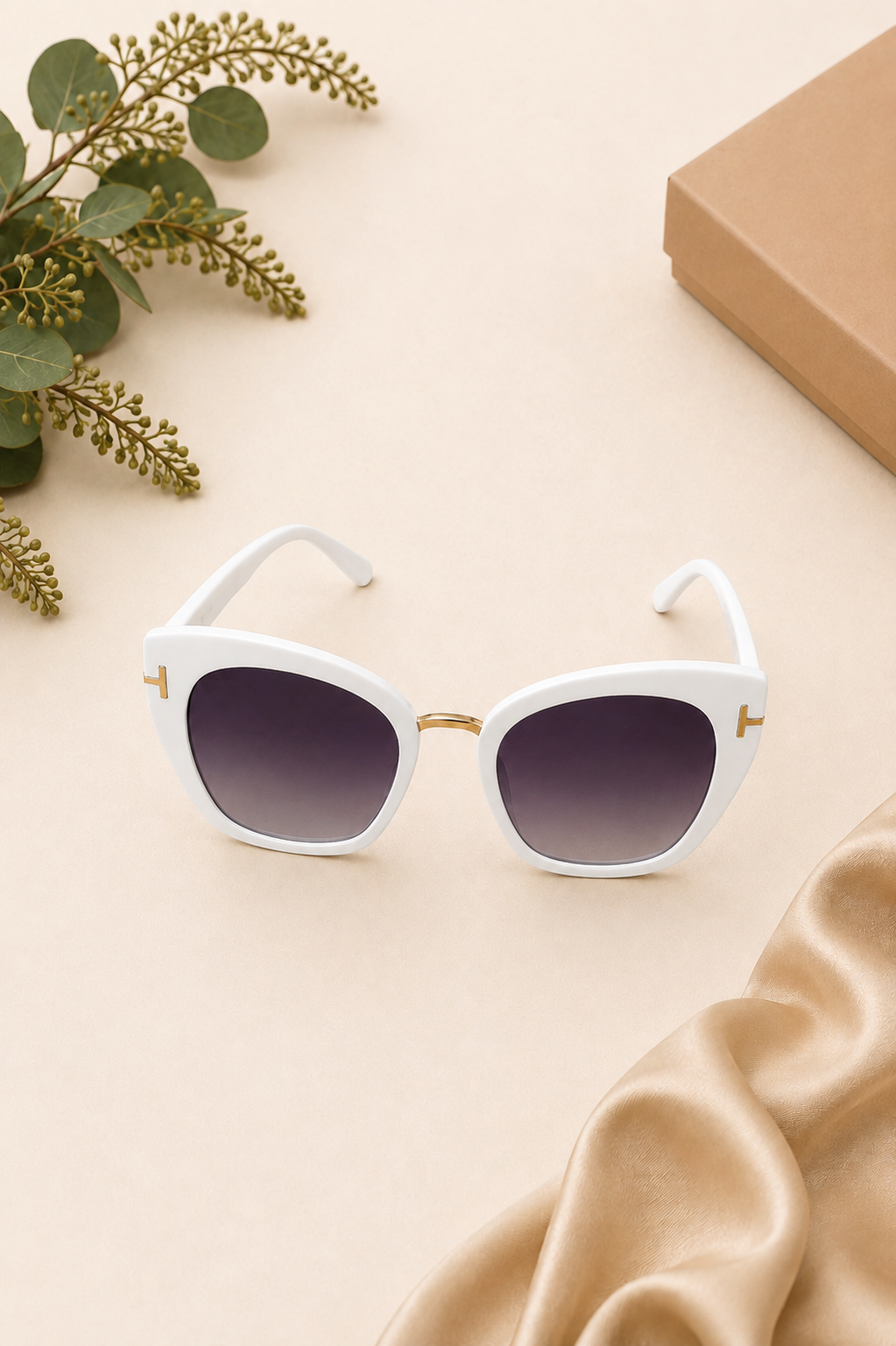 Monroe Sunglasses White