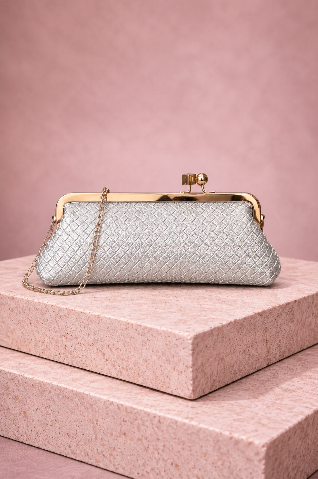 Lumière Kiss-Lock Clutch - Silver