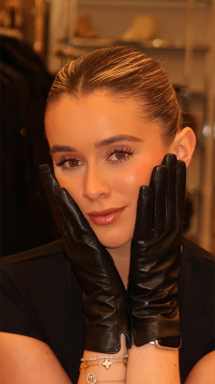 Clara Classic Leather Gloves