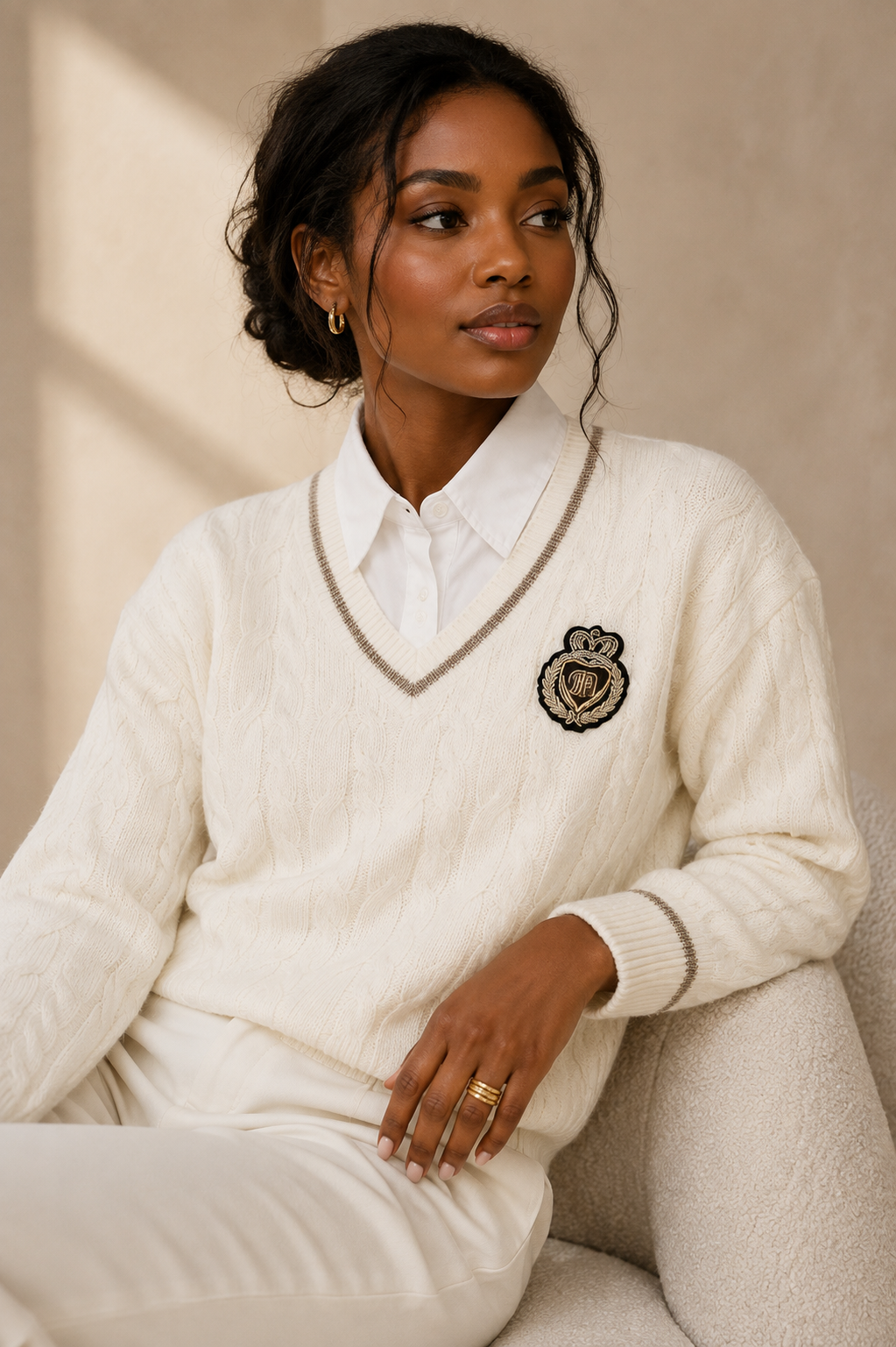 Windsor Crest Knit Jumper – Ivory