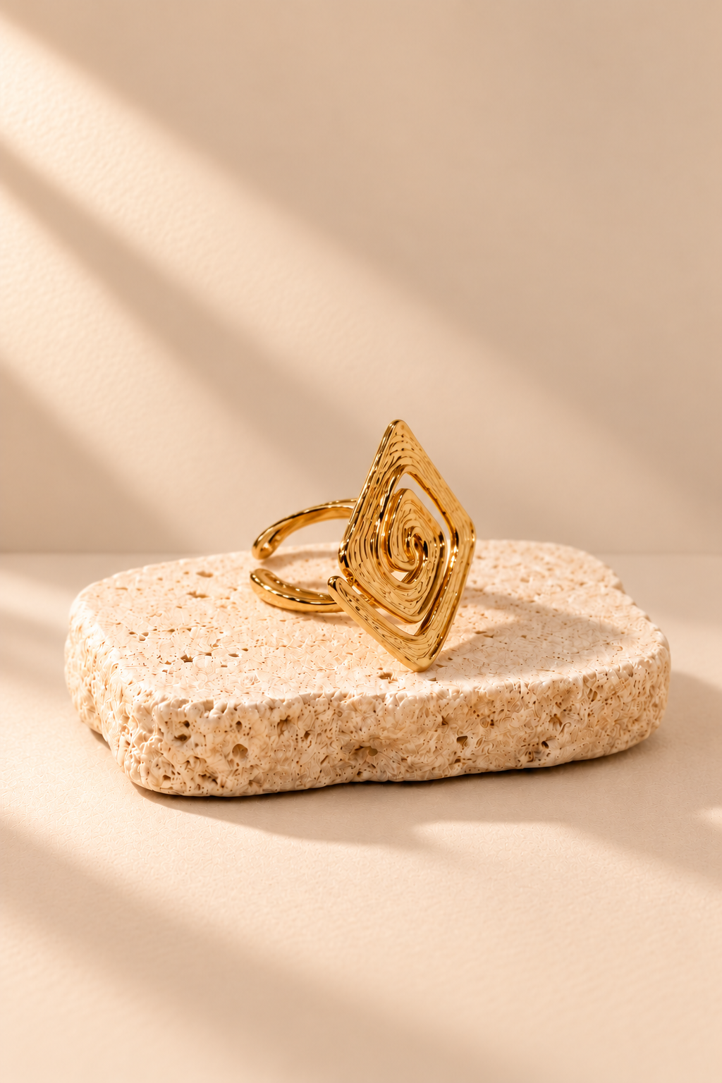 Zaria Spiral Ring